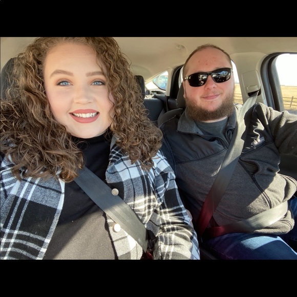 Meet your Posher, Brooke - Picture 1 of 1